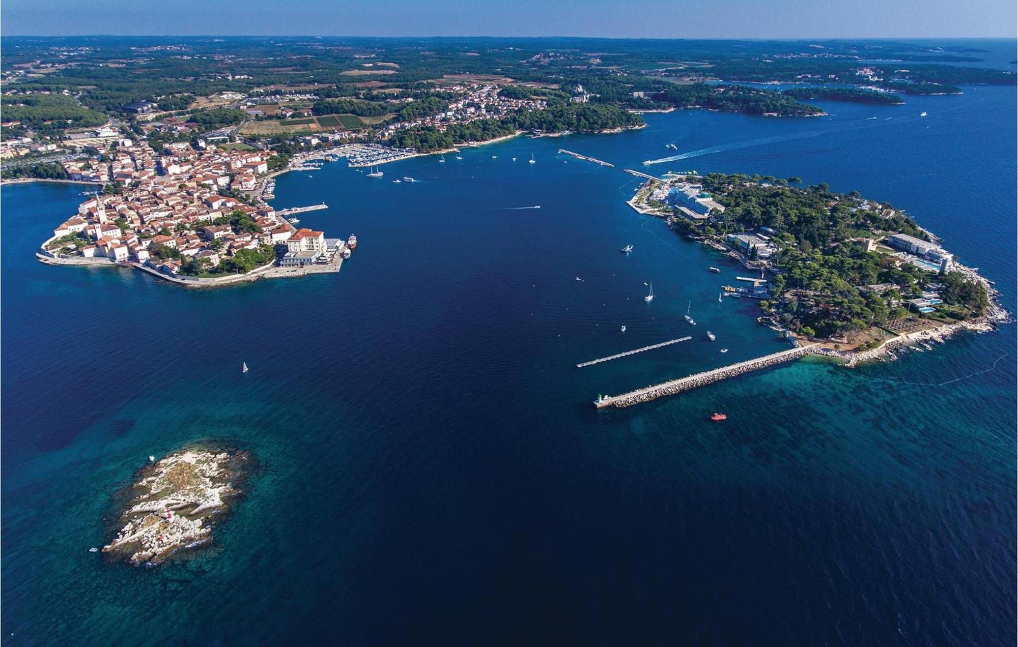 Gorgeous Apartment In Porec With Kitchen Zewnętrze zdjęcie